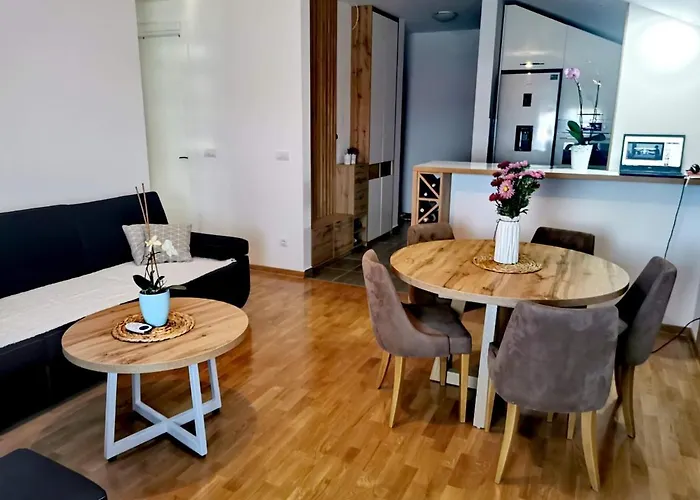Stan Na Dan Nova Pazova Centar Apartment photo