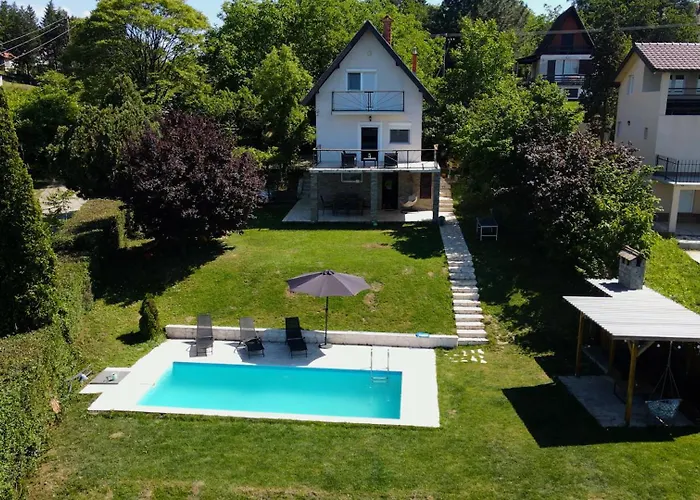 Family House Villa Krcedin photo