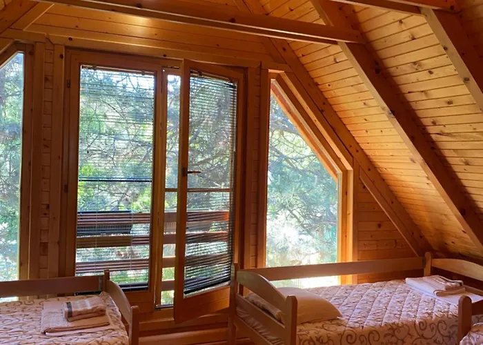 Brvnara Oaza Mira - Devojacki Bunar Alibunar fotorgafie