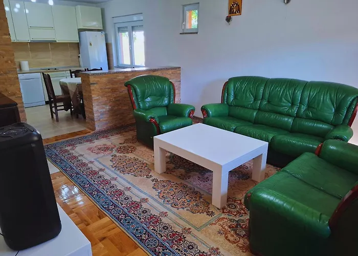 Modern Spacious Vis Raska Apartment! 5Min Cafes foto