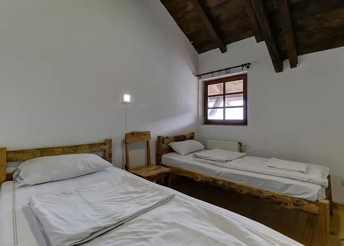 صورة Srna Etno Selo - Hotel I Restoran Inovo