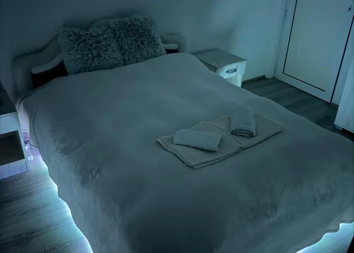 Home 019 fotografija