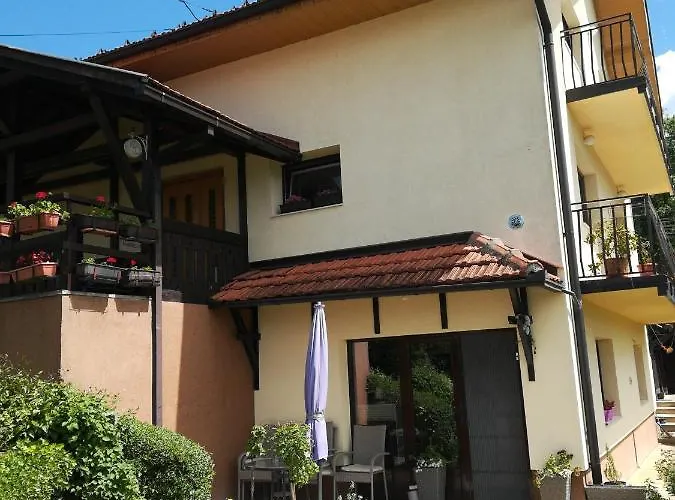 Kuca Maric Mackat Bed & Breakfast photo